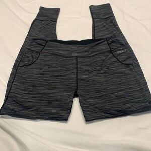 Hottottie Fleece Lined Leggings in XL. Gray and Black Heather with Black Detail
